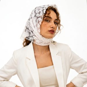 اسکارف مزونی سه گوش گیپور دور دانتل